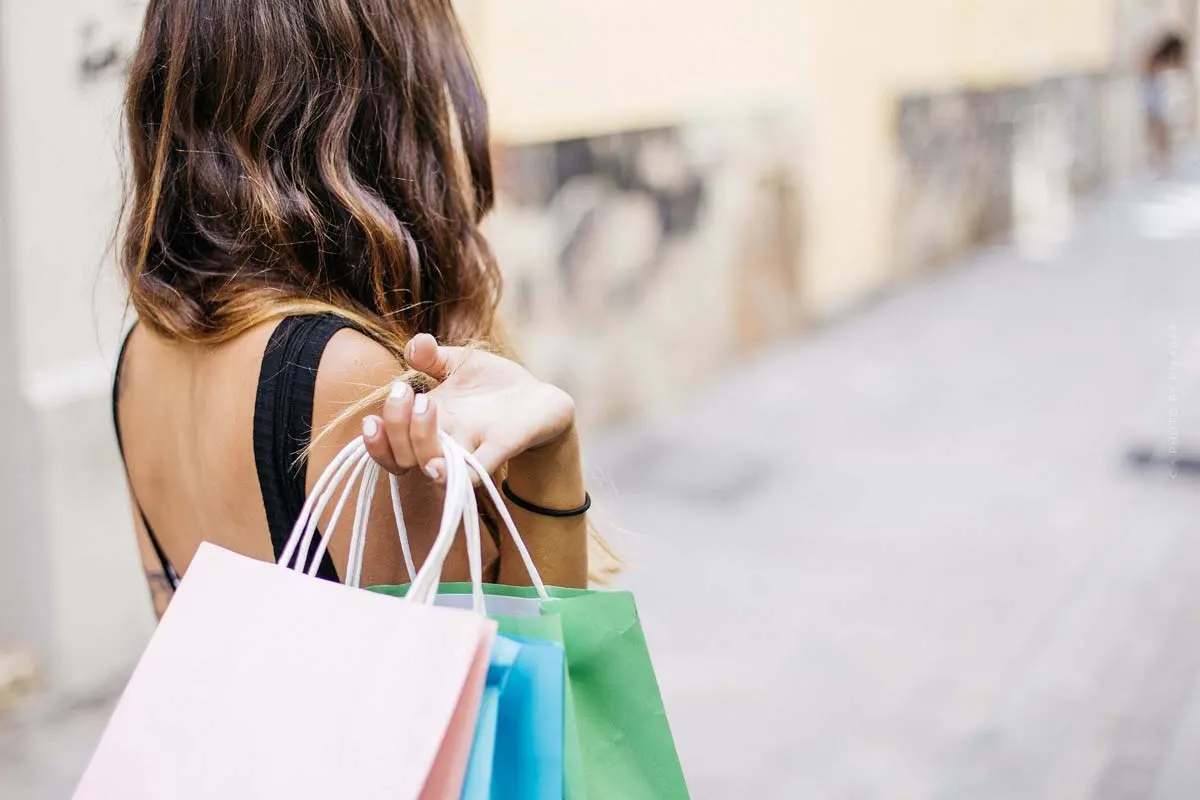 Urban Outfitters: Möbel, Accessoires & Co.