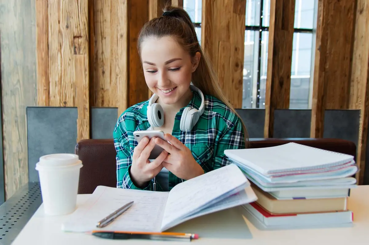 Top 5 Jobbörse: Stellenangebote + Tipps für Jobs, Bewerbung & Jobsuche