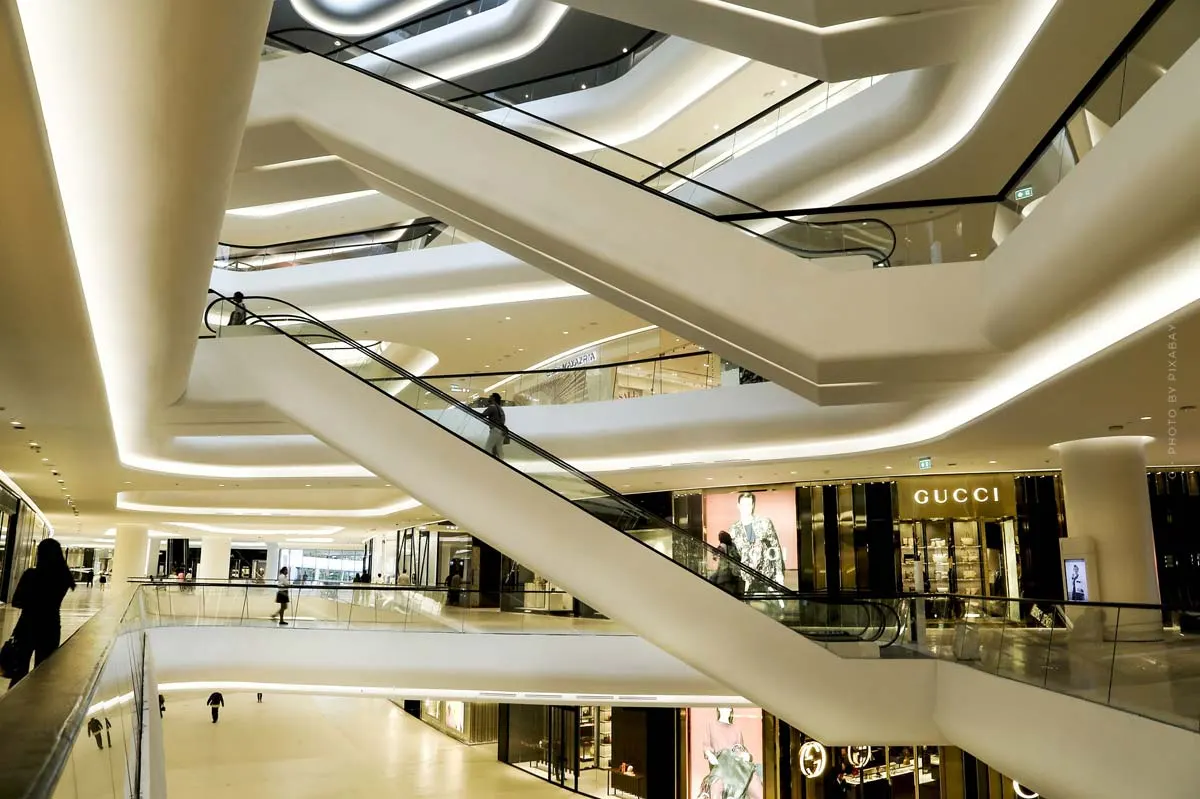 Luxus Shopping Houston (18 Stores): Versace, Fendi, Dolce & Gabbana und Co.