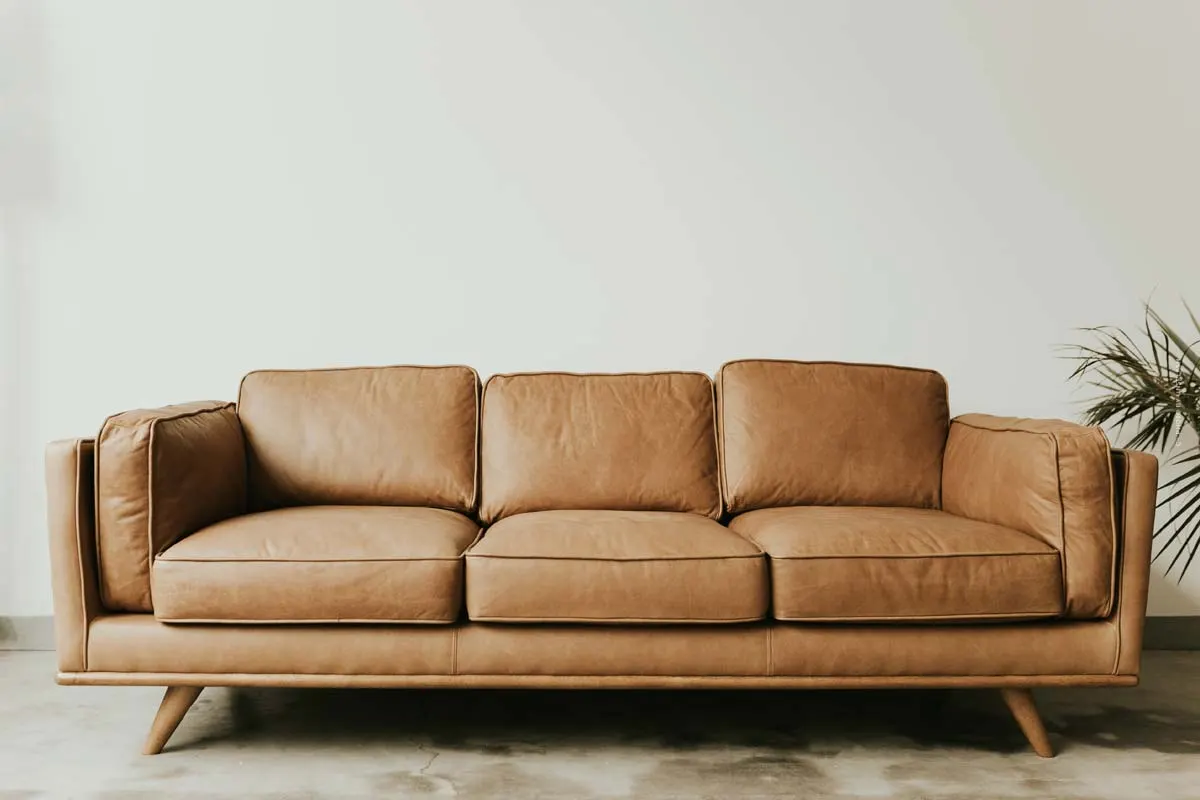 Sofas und Couches: bequeme Schlafsofas, Sofalandschaften mit dekorativen Kissen und mehr für Wohnzimmer & Co.