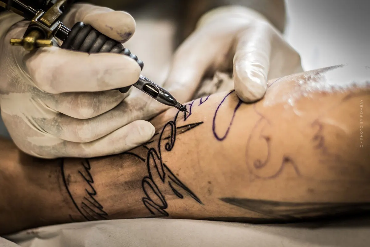 Die coolsten Tattoos der Fußballstars: ausgefallene Körperverzierungen im Gesicht, auf dem Rücken und Mehr