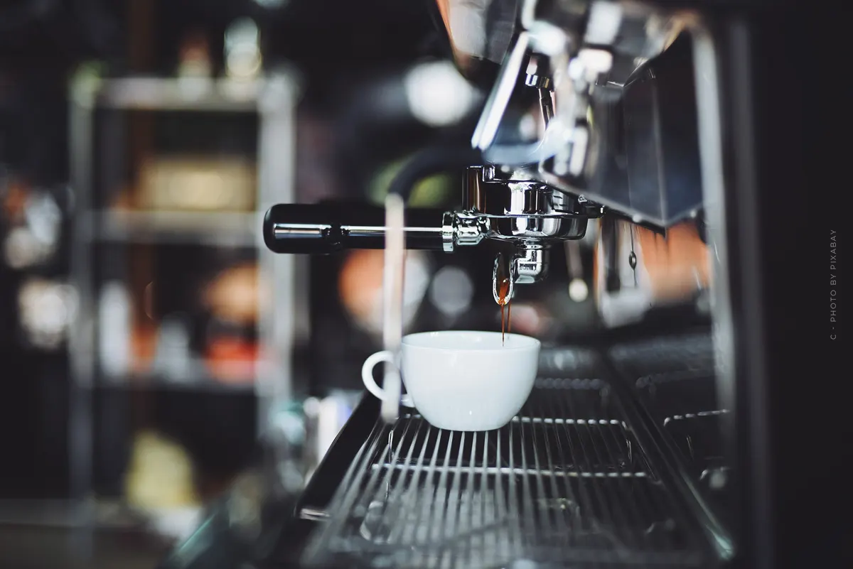 WMF 1100 S Kaffeevollautomat: Ausstattung, Funktionen & Bedienung- alles für dein Barista-Erlebnis