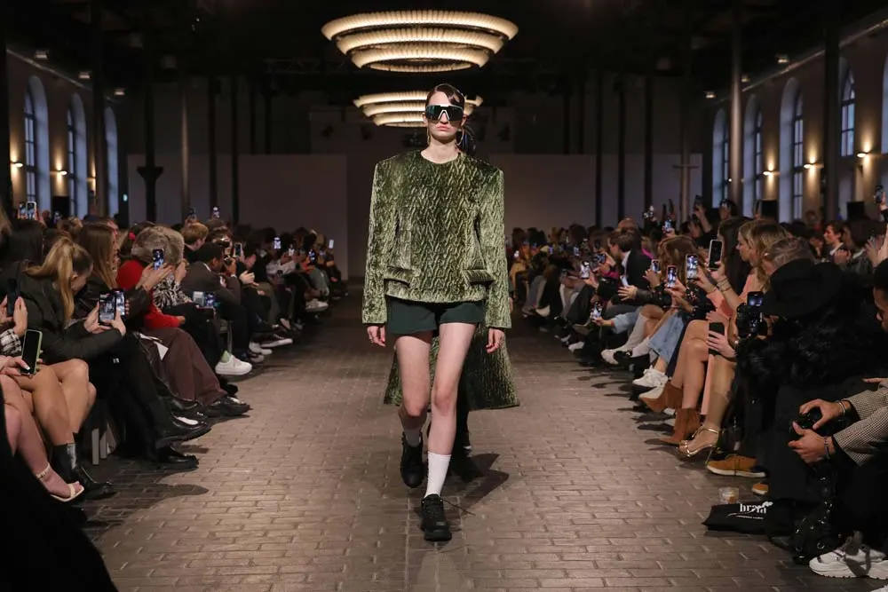 Rebekka Ruétz: Elegant sportlich - Berlin Fashion Week AW23/24