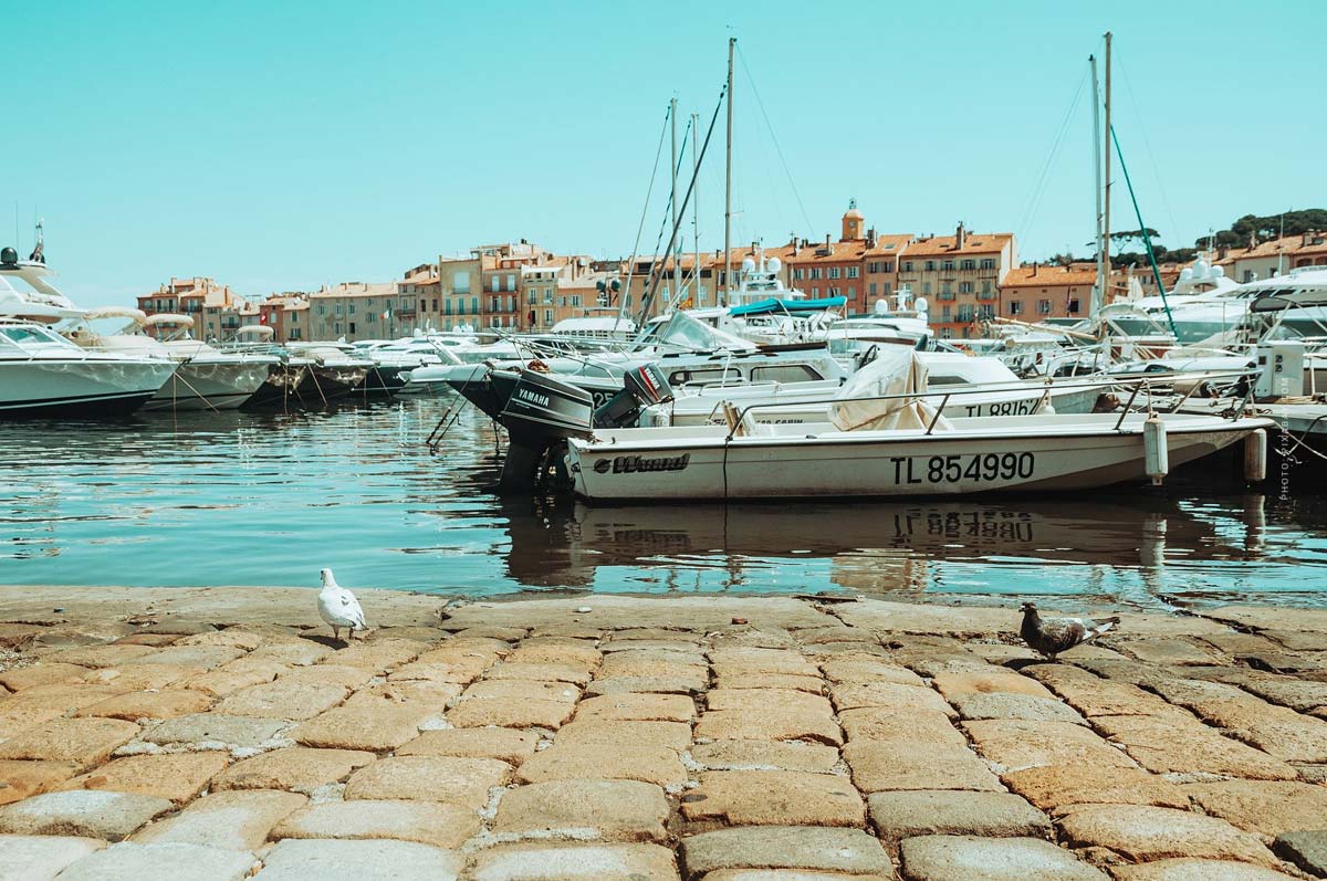 Saint-Tropez — Hafen, Yachten, VIP-Urlaub an der Côte d'Azur